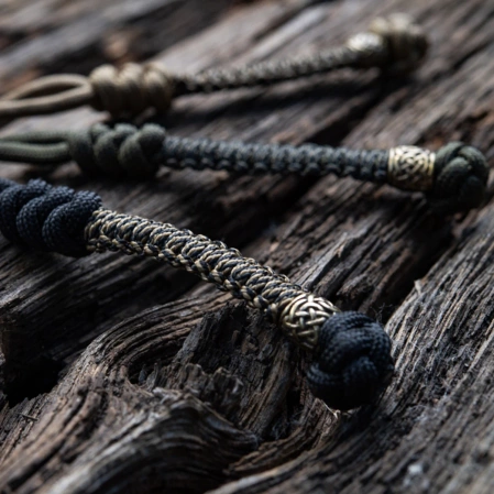 Przywieszka do noża M-Tac Scandinavian Granule Black paracord (10278102)