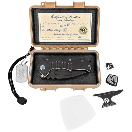 Nóż składany Medford Praetorian T Tanto Black PVD Titanium w/Teal Pinstriping, Teal HW/Clip, Black PVD 3V by Greg Medford