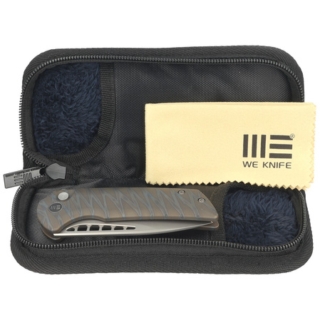 Nóż składany WE Knife Mini Malice Tiger Stripe Pattern Flamed Titanium, Silver Bead Blasted CPM 20CV by Ferrum Forge Knife Works (WE054BL-6)